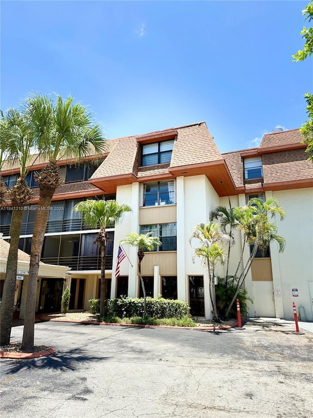 671 NE 195th St Unit 220E, Miami, FL 33179 - photo 34