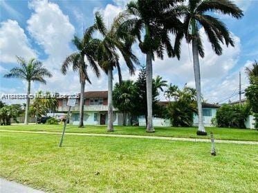 10900 N Bayshore Dr, Miami, FL 33161 - photo 11