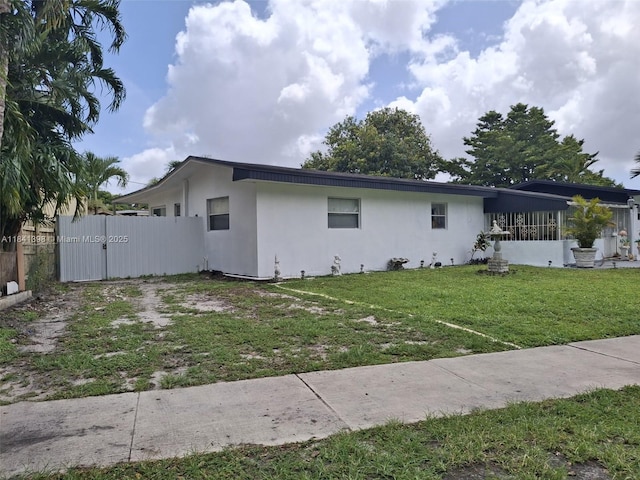 551 W 65th Dr, Hialeah, FL 33012 - photo 9