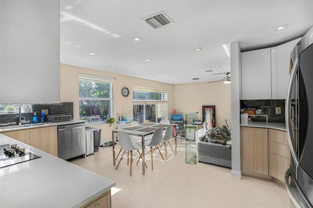 5805 NW 108th Pl, Doral, FL 33178 - photo 13