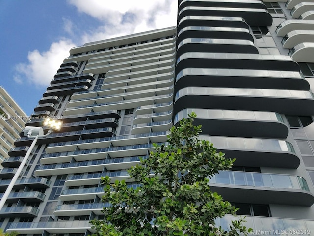 121 NE 34th St Unit L205, Miami, FL 33137 - photo 2