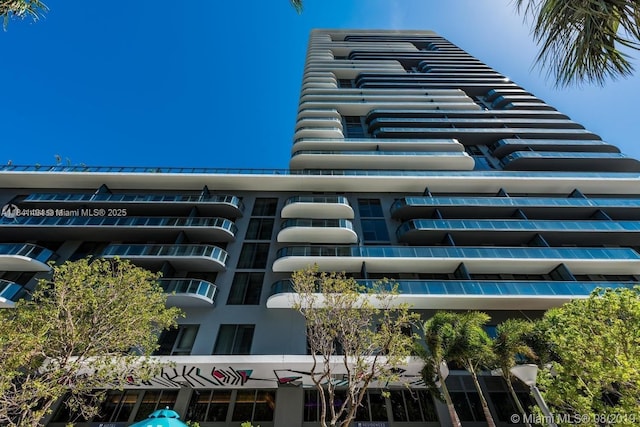 121 NE 34th St Unit L205, Miami, FL 33137 - photo 3