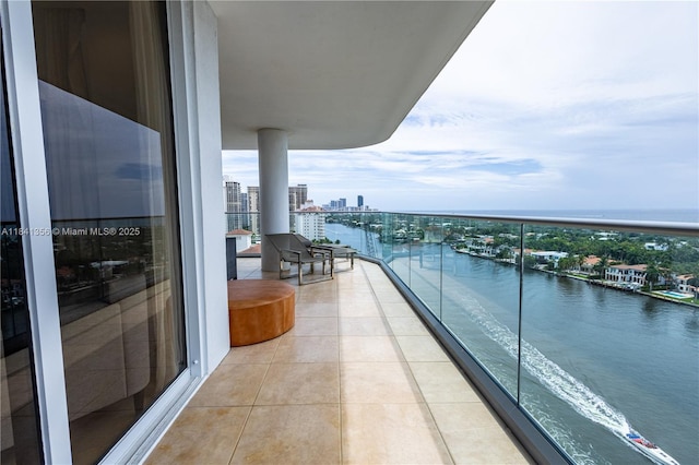 19707 Turnberry Way Unit 18J, Aventura, FL 33180 - photo 3
