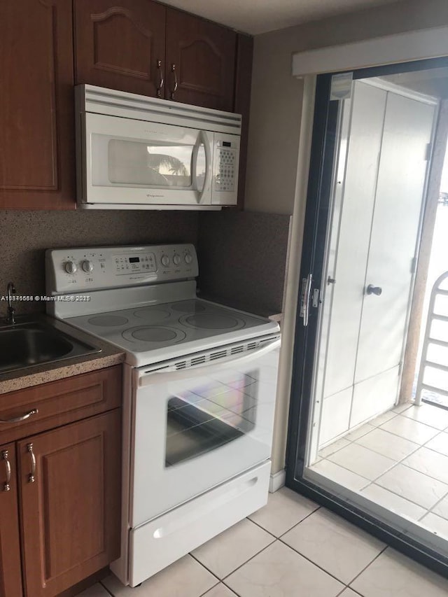 2730 W 60th St Unit 66, Hialeah, FL 33016 - photo 4