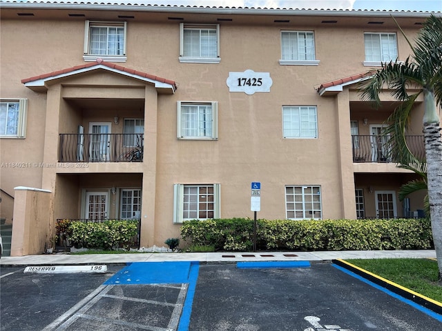 17425 NW 75th Pl Unit 105, Hialeah, FL 33015 - photo 1