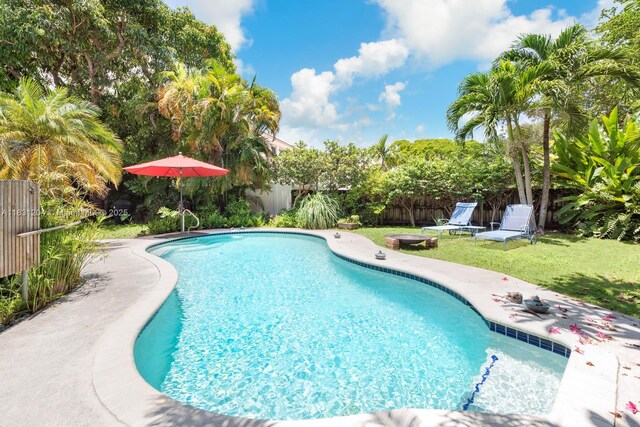 855 NE 111th St, Biscayne Park, FL 33161 - photo 23