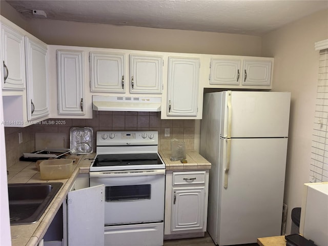 2841 Somerset Dr Unit 312, Lauderdale Lakes, FL 33311 - photo 3