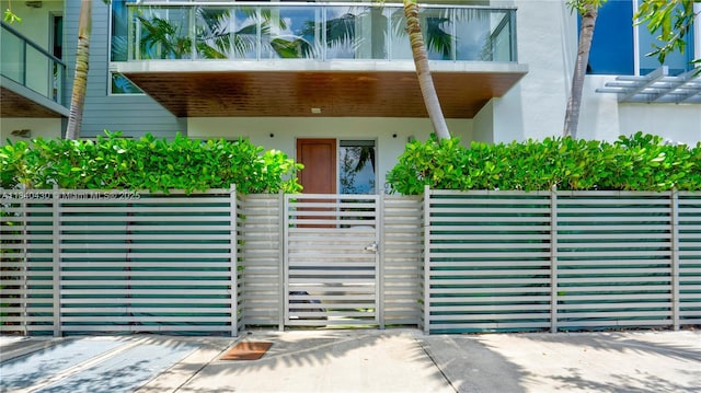 545 SW 11th St Unit 105, Miami, FL 33129 - photo 2