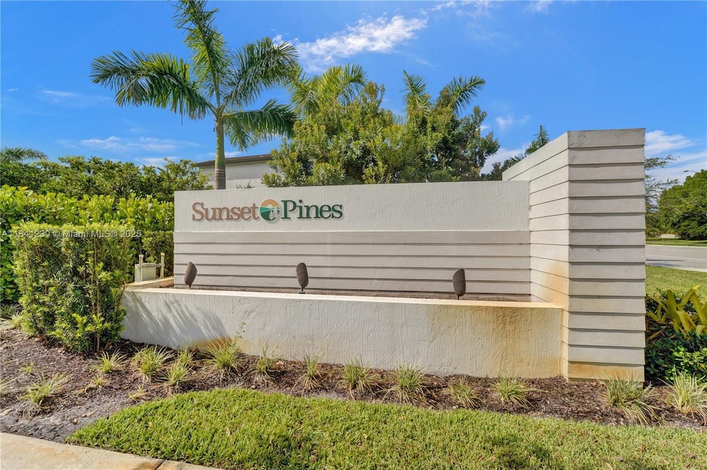 213 SW 159th Ct, Pembroke Pines, FL 33027 - photo 1