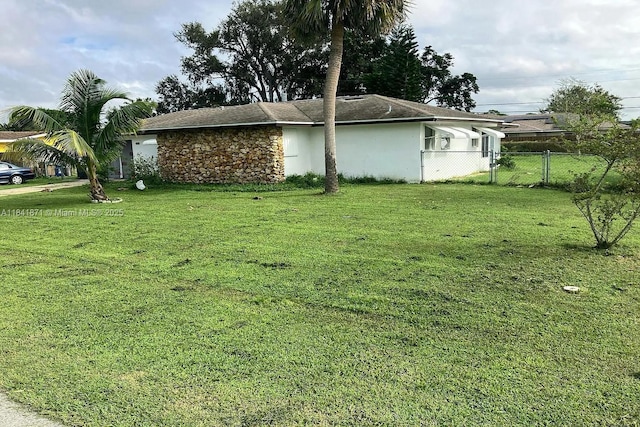 1506 Canal St, Lehigh Acres, FL 33936 - photo 2