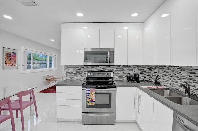 1605 NW 7th Ter, Fort Lauderdale, FL 33311 - photo 9