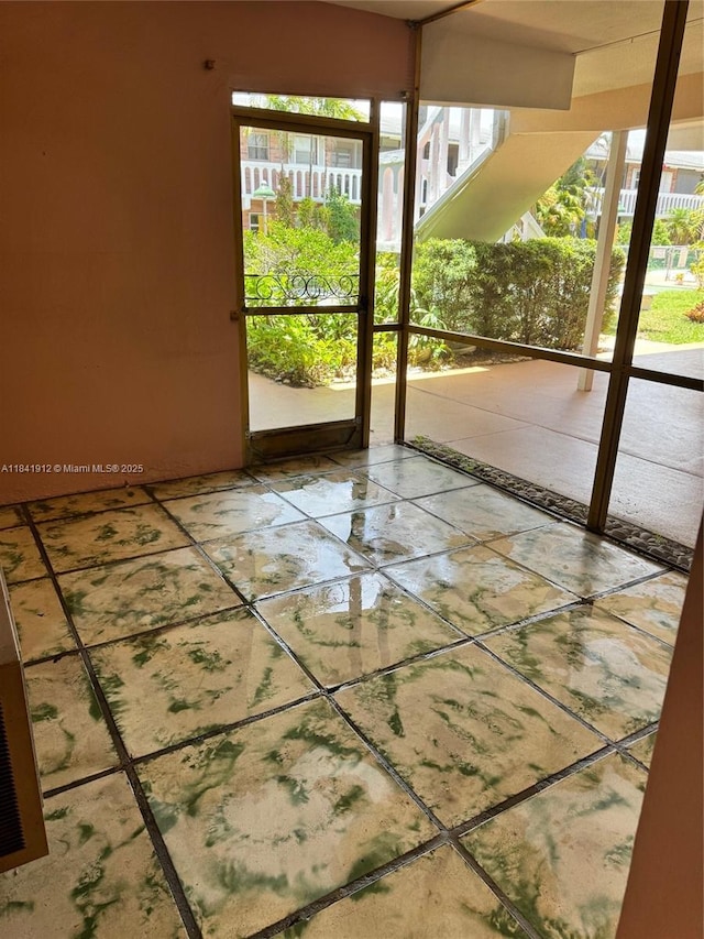 160 NE 8th Ave Unit 11A, Hallandale Beach, FL 33009 - photo 1