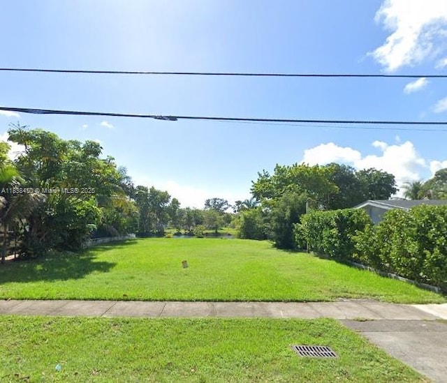 305 SW 5th St, Hallandale Beach, FL 33009 - photo 1