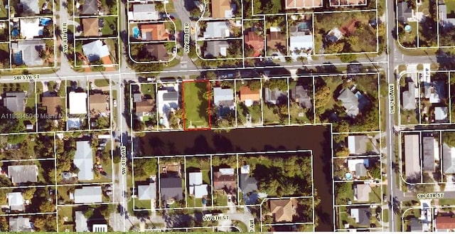 305 SW 5th St, Hallandale Beach, FL 33009 - photo 2
