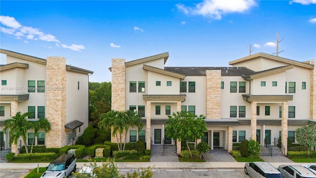 10467 NW 82nd St Unit 1, Doral, FL 33178 - photo 1