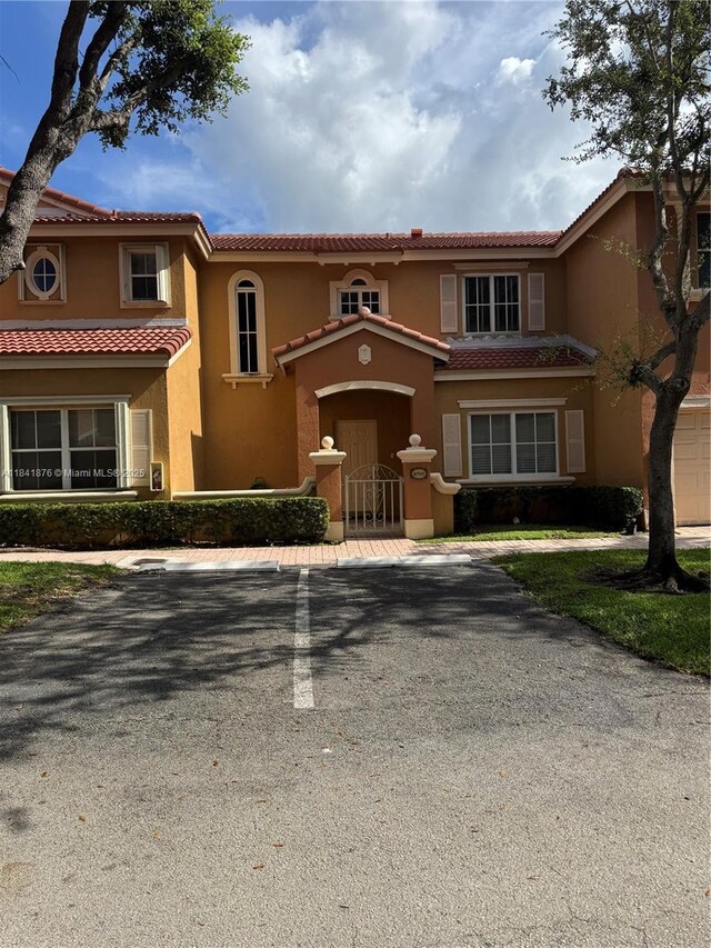 8424 NW 139th Ter Unit 2705, Miami Lakes, FL 33016 - photo 4