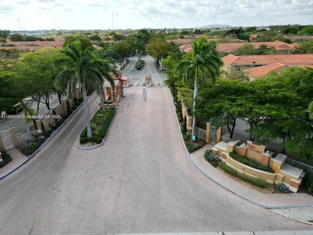 8424 NW 139th Ter Unit 2705, Miami Lakes, FL 33016 - photo 28