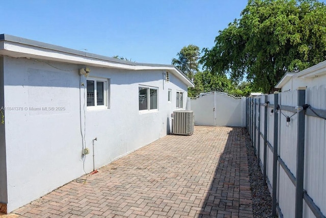 5535 W 13th Ave, Hialeah, FL 33012 - photo 9