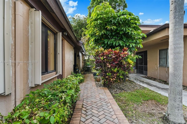 9535 NW 38th Pl, Sunrise, FL 33351 - photo 3