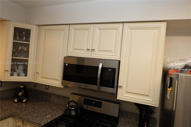 2446 Grant St, Hollywood, FL 33020 - photo 9