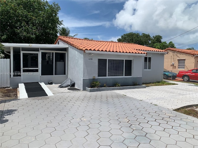 638 SW 10th St, Hallandale Beach, FL 33009 - photo 2
