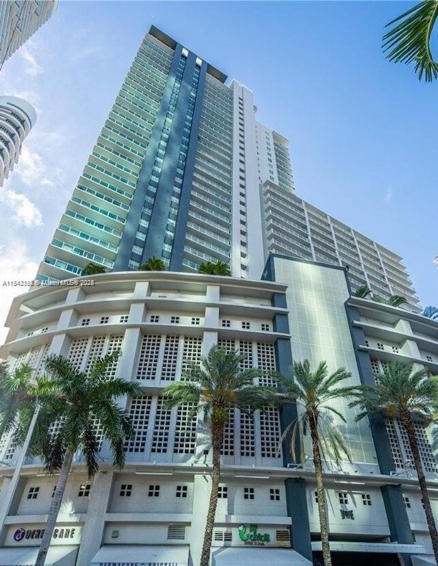 1250 S Miami Ave Unit 2006, Miami, FL 33130 - photo 1
