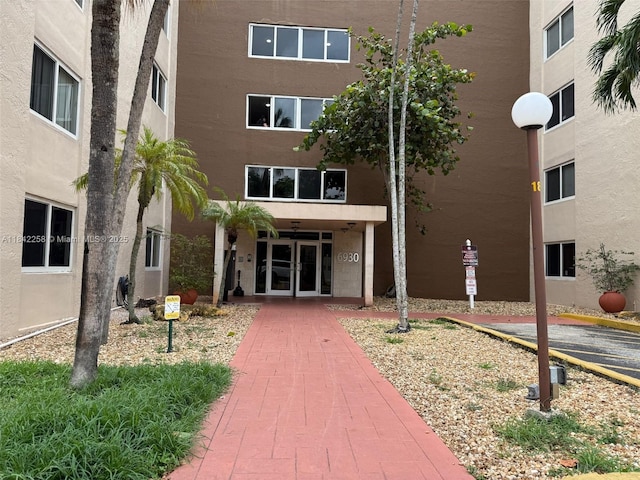 6930 Miami Gardens Dr Unit 1-217A, Hialeah, FL 33015 - photo 1