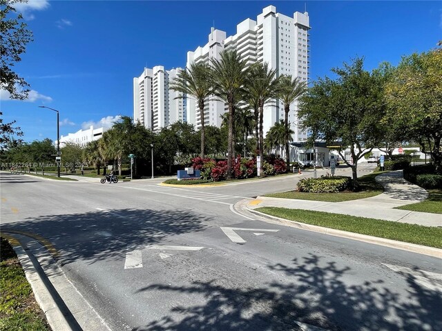 14951 Royal Oaks Ln Unit 808, North Miami, FL 33181 - photo 1
