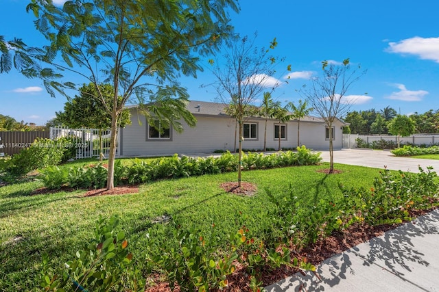 231 NW 3rd Ave, Florida City, FL 33034 - photo 2