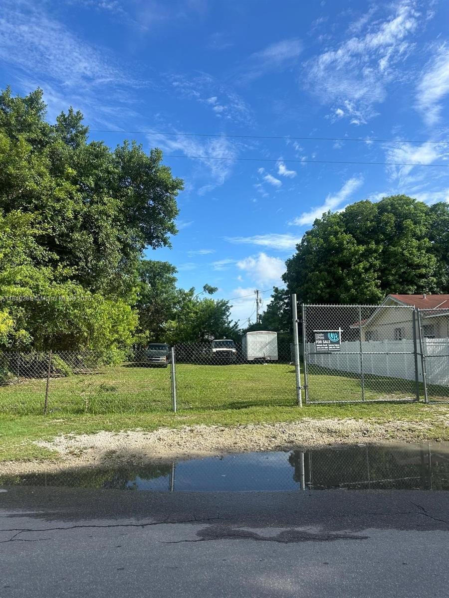 130 NE 75th St, Miami, FL 33138 - photo 3