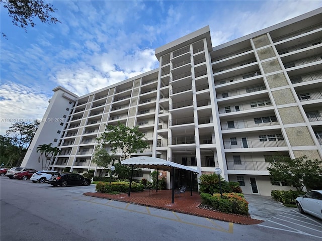 3250 N Palm Aire Dr Unit 103, Pompano Beach, FL 33069 - photo 1
