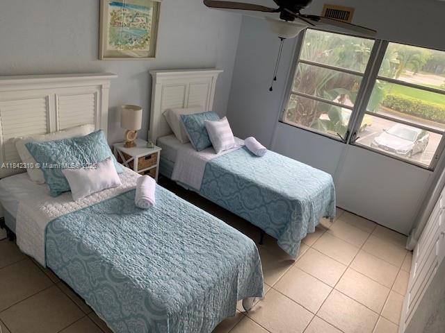 3315 58th Unit 218, Saint Petersburg, FL 33712 - photo 4