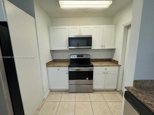 1561 NW 132nd St, Miami, FL 33167 - photo 18