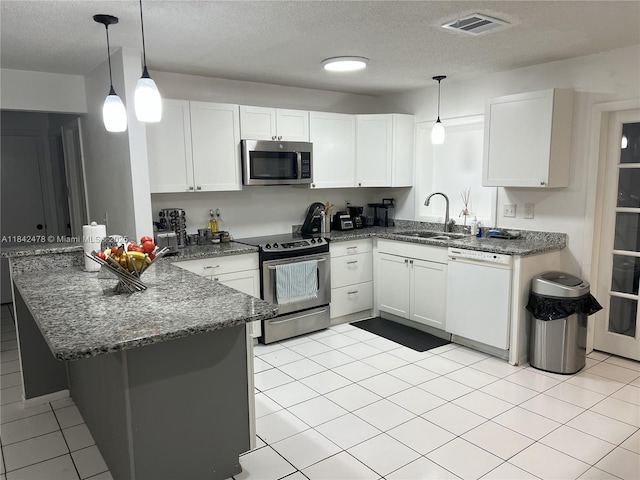 39443 8th Ave, Zephyrhills, FL 33542 - photo 8