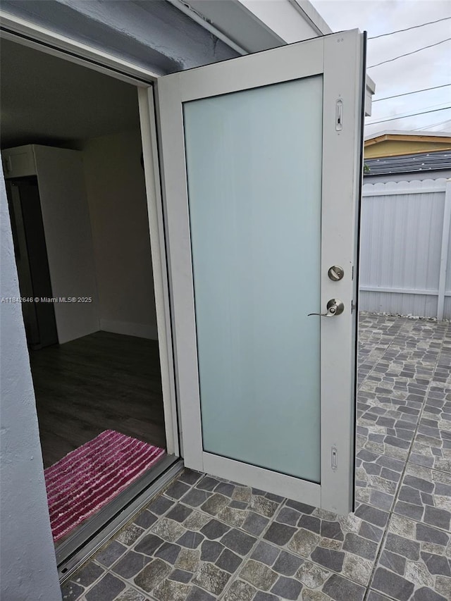 367 W 33rd St, Hialeah, FL 33012 - photo 4