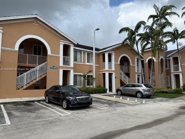 7130 NW 177th St Unit 103-8, Hialeah, FL 33015 - photo 3
