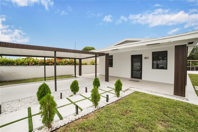 301 W 30th St, Hialeah, FL 33012 - photo 3