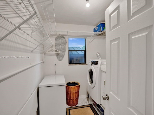 1201 N 70th Ter, Hollywood, FL 33024 - photo 16