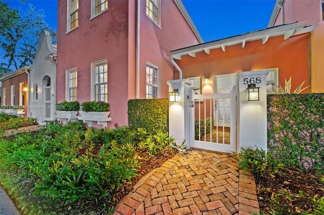 568 Loretto Ave Unit 11, Coral Gables, FL 33146 - photo 2