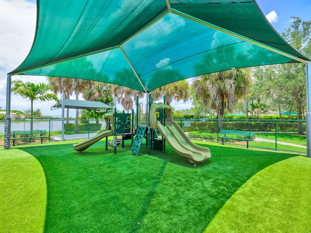 933 Falling Water Rd, Weston, FL 33326 - photo 56