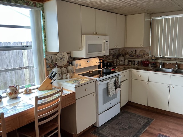 25935 SW 123rd Ave, Homestead, FL 33032 - photo 9