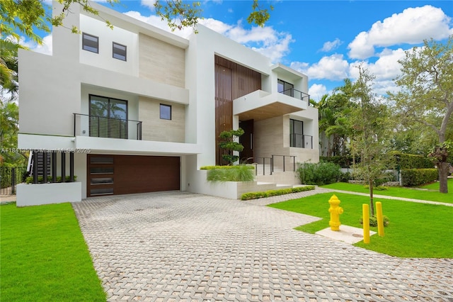 285 Woodcrest Rd, Key Biscayne, FL 33149 - photo 1