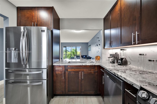950 Hillcrest Dr Unit 414, Hollywood, FL 33021 - photo 10