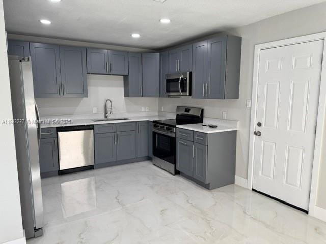 2353 Delrose Dr E, Lakeland, FL 33805 - photo 4