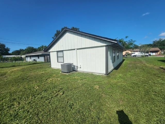 2353 Delrose Dr E, Lakeland, FL 33805 - photo 9
