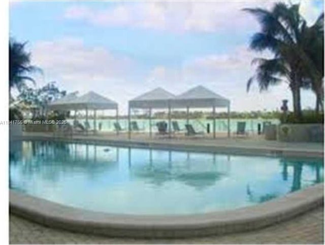 1035 W Ave Unit 302, Miami Beach, FL 33139 - photo 4