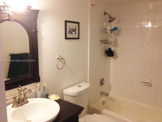 1035 W Ave Unit 302, Miami Beach, FL 33139 - photo 11