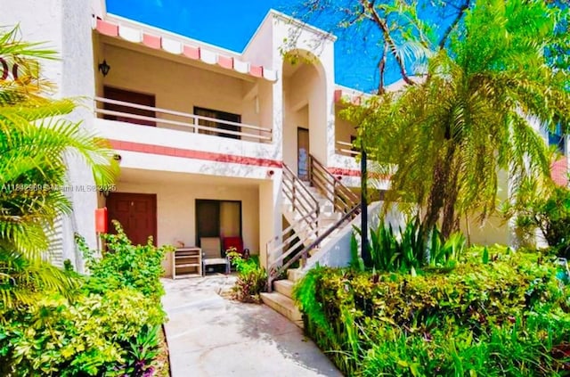 20300 NE 3rd Ct Unit 6, Miami, FL 33179 - photo 3