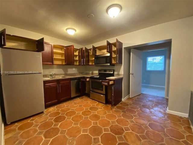 128 SW 7th Ter, Hallandale Beach, FL 33009 - photo 4