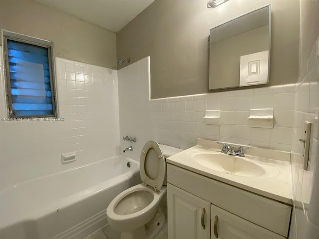 128 SW 7th Ter, Hallandale Beach, FL 33009 - photo 18
